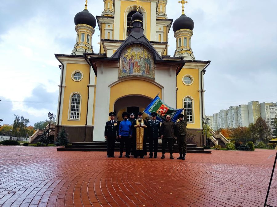 Станица «Оренбургская зимовая» в Москве собралась на круге