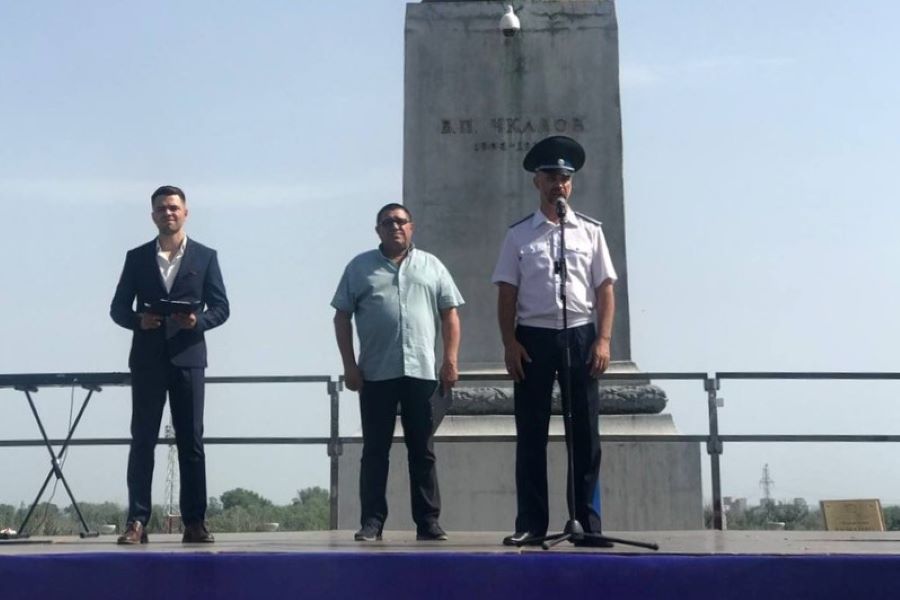 Атаман Первого отдела Оренбургского казачьего войска выступил на митинге Атаман Первого отдела Оренбургского казачьего войска выступил на митинге