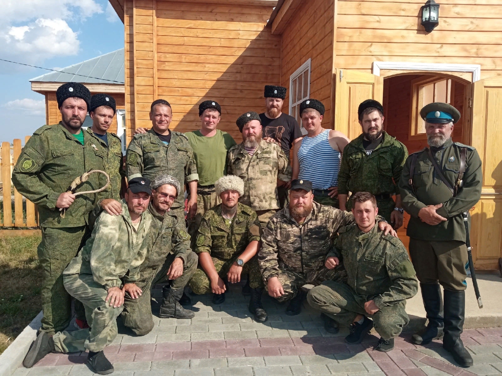 Казаки Второго отдела ОКВ провели в День памяти и скорби череду мероприятий Казаки Второго отдела ОКВ провели в День памяти и скорби череду мероприятий