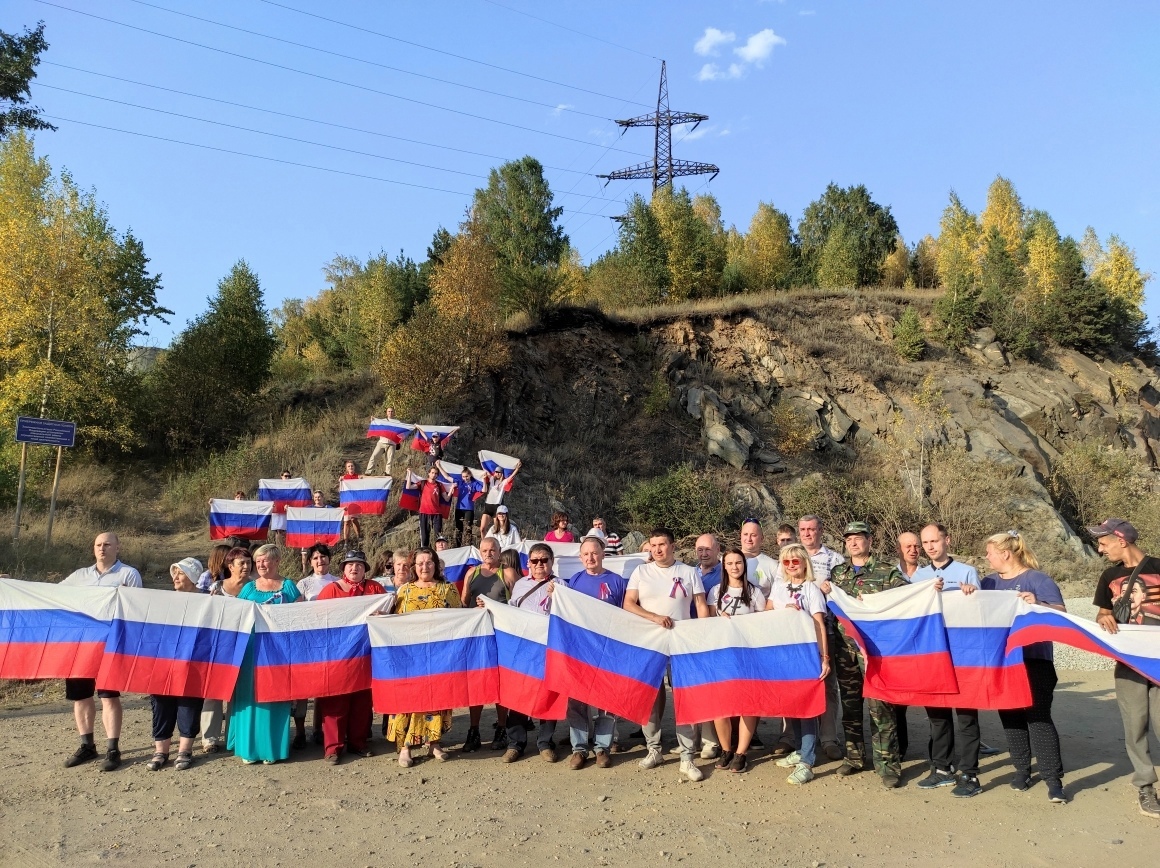 Как казаки Второго отдела ОКВ отметили День Государственного флага Российской Федерации Как казаки Второго отдела ОКВ отметили День Государственного флага Российской Федерации