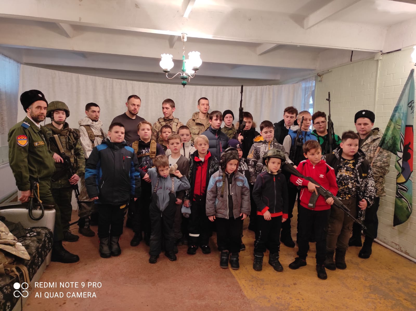 В Аше воспитанниками казачьей воскресной школы ознакомились с учебным оружием