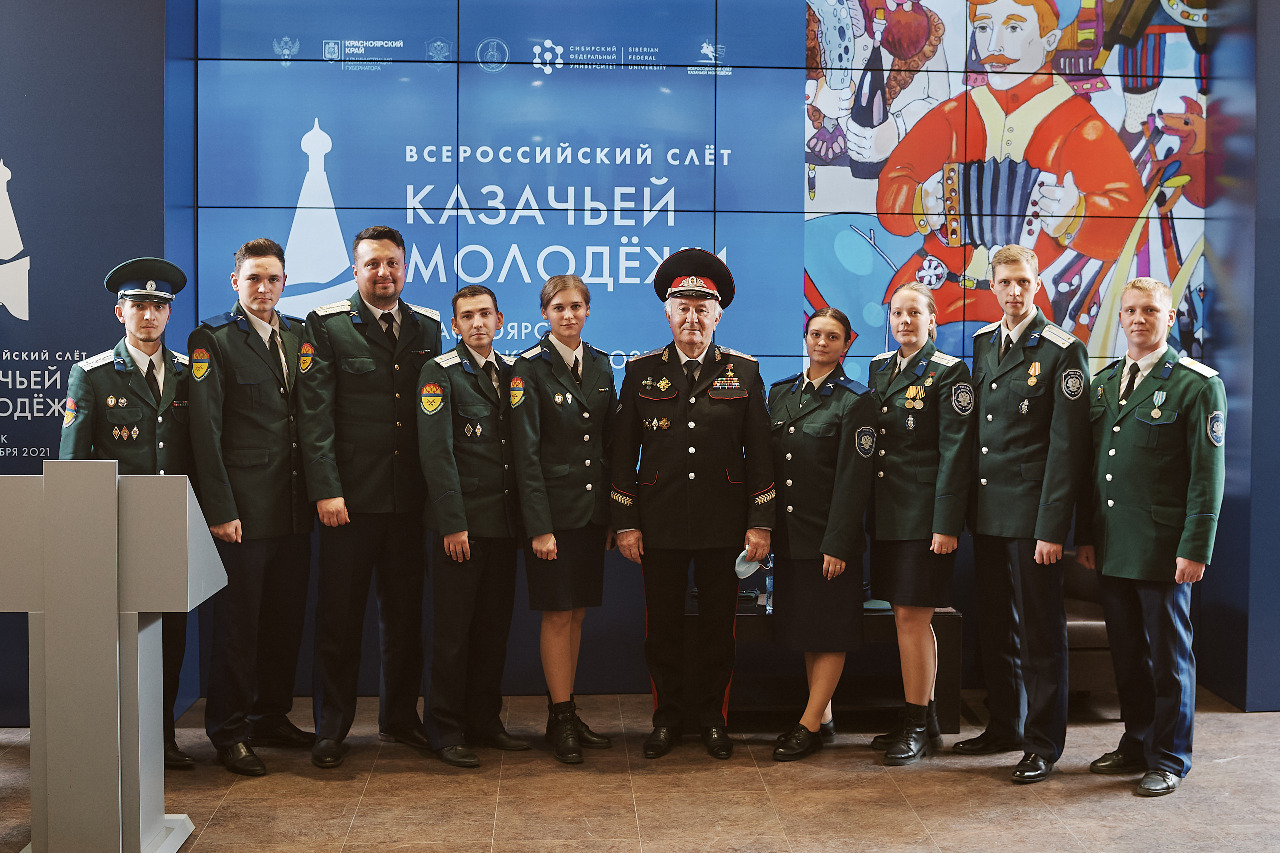 Николай Александрович Долуда встретился с казачьей молодежью Николай Александрович Долуда встретился с казачьей молодежью