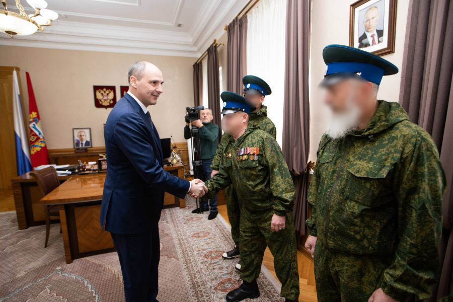 Оренбургских казаков наградили за участие в СВО