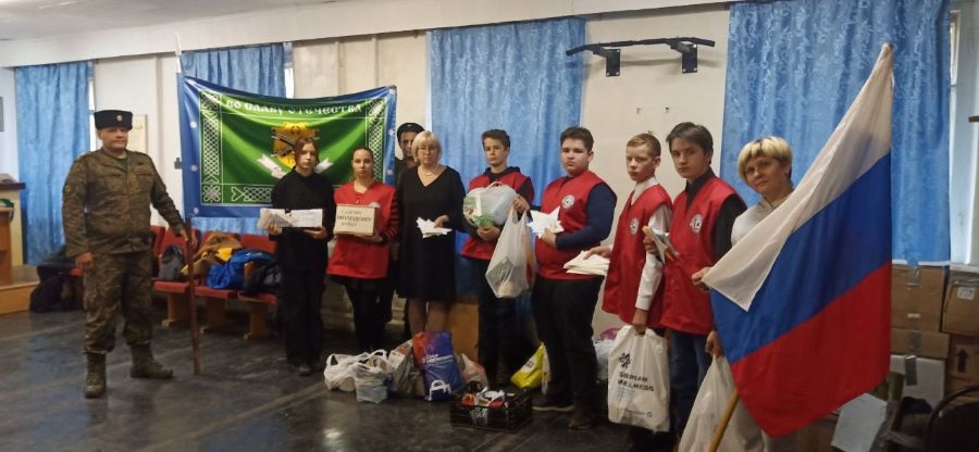 В Магнитогорске к казакам пришли школьники-эковолонтеры