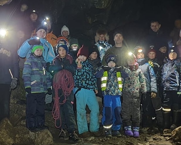 Кадеты екатеринбургского класса «Ермак» изучили Смолинскую пещеру