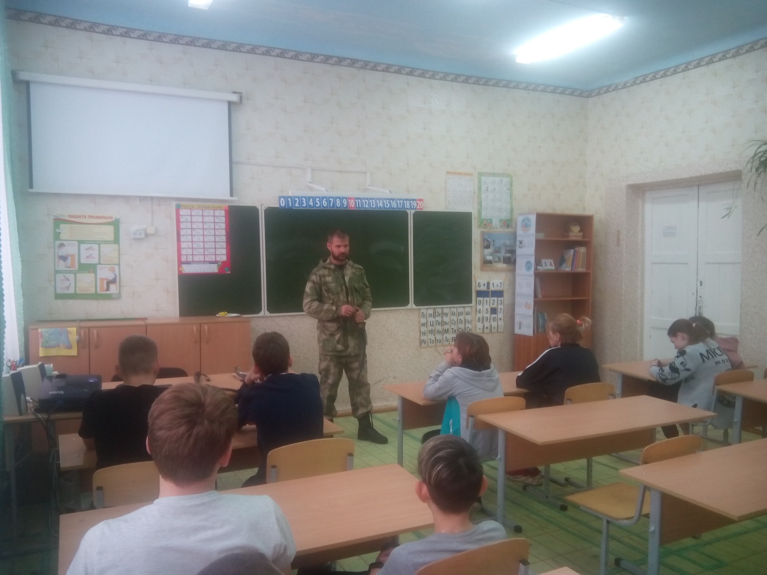 Казаки и кадеты г. Златоуста стали инструкторами кадетских коммунарских сборов 