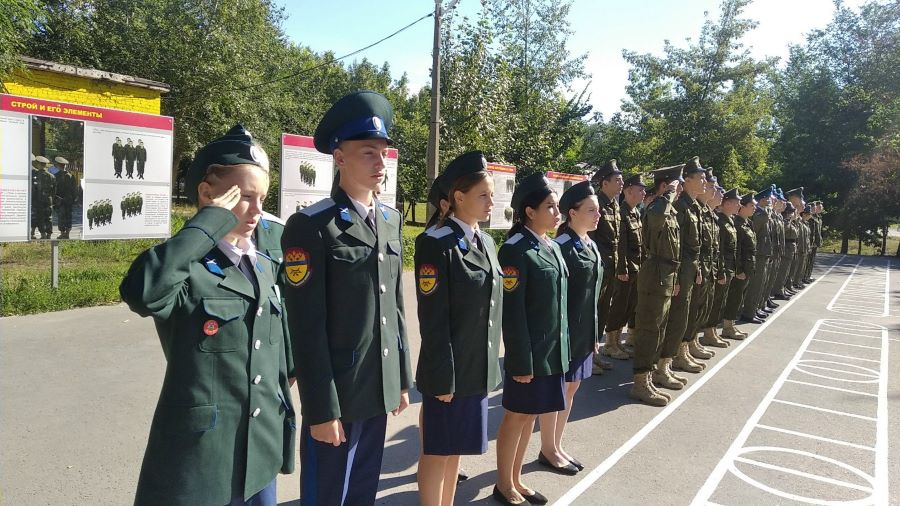 Под Оренбургом начались профильные казачьи смены в детских лагерях Под Оренбургом начались профильные казачьи смены в детских лагерях