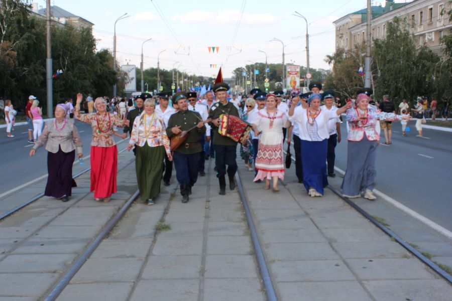 Казаки Оренбуржья участвовали в проведении городских праздников