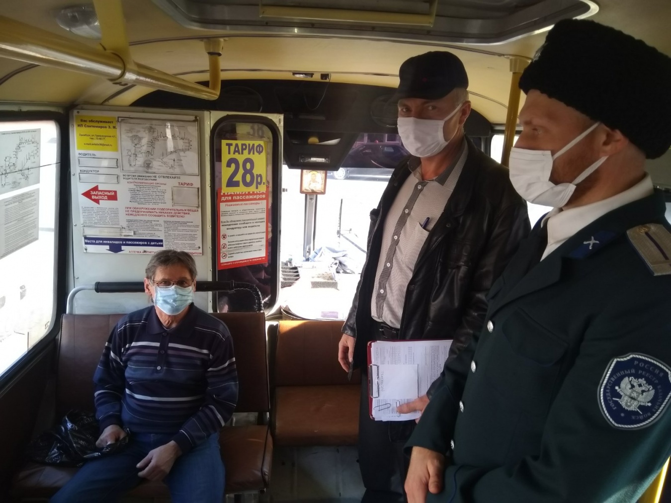 Добровольная дружина: казаки Оренбургского городского общества патрулируют в общественном транспорте