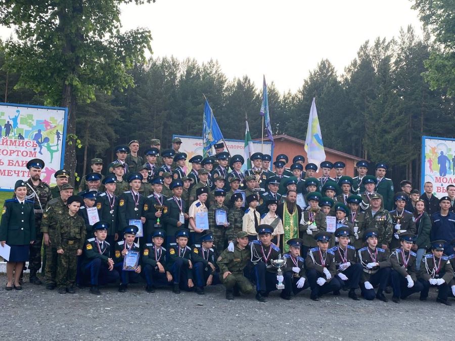 В Свердловской области прошли межрегиональные соревнования юных казачат