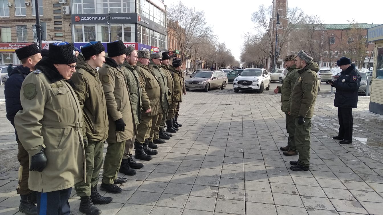 Казаки Первого отдела ОКВ помогли контролировать общественный порядок в Оренбурге Казаки Первого отдела ОКВ помогли контролировать общественный порядок в Оренбурге