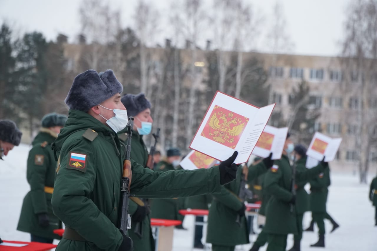 Новое пополнение в гвардейской дивизии 