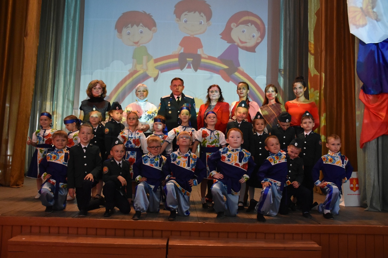 В Екатеринбургском кадетском корпусе состоялся фестиваль-конкурс для дошкольников «Уральская зорька» В Екатеринбургском кадетском корпусе состоялся фестиваль-конкурс для дошкольников «Уральская зорька»