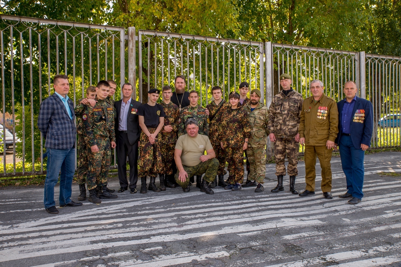 Златоустовские кадеты приняли участие в эстафете «Полки Победы»