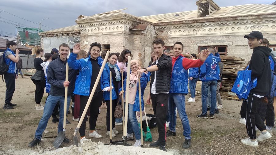 Здание, принадлежавшее Оренбургскому войску, приводят в порядок Здание, принадлежавшее Оренбургскому войску, приводят в порядок