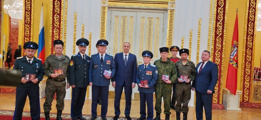 Оренбургские казаки награждены государственными наградами Российской Федерации Оренбургские казаки награждены государственными наградами Российской Федерации