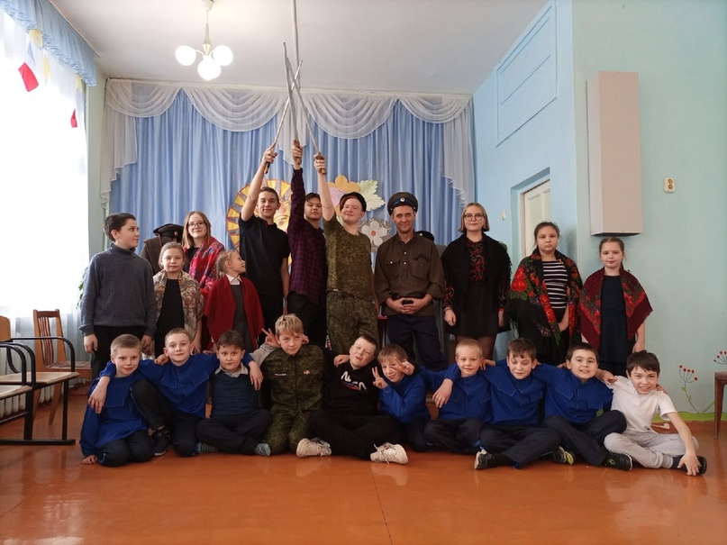 В ВПК «Есаулец» провели казачью вечерку и праздник «Юная казачка» В ВПК «Есаулец» провели казачью вечерку и праздник «Юная казачка»