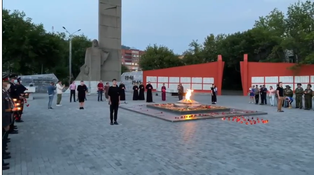 Видео: казаки станицы имени атамана Дутова присоединились к «Свече памяти» в Миассе