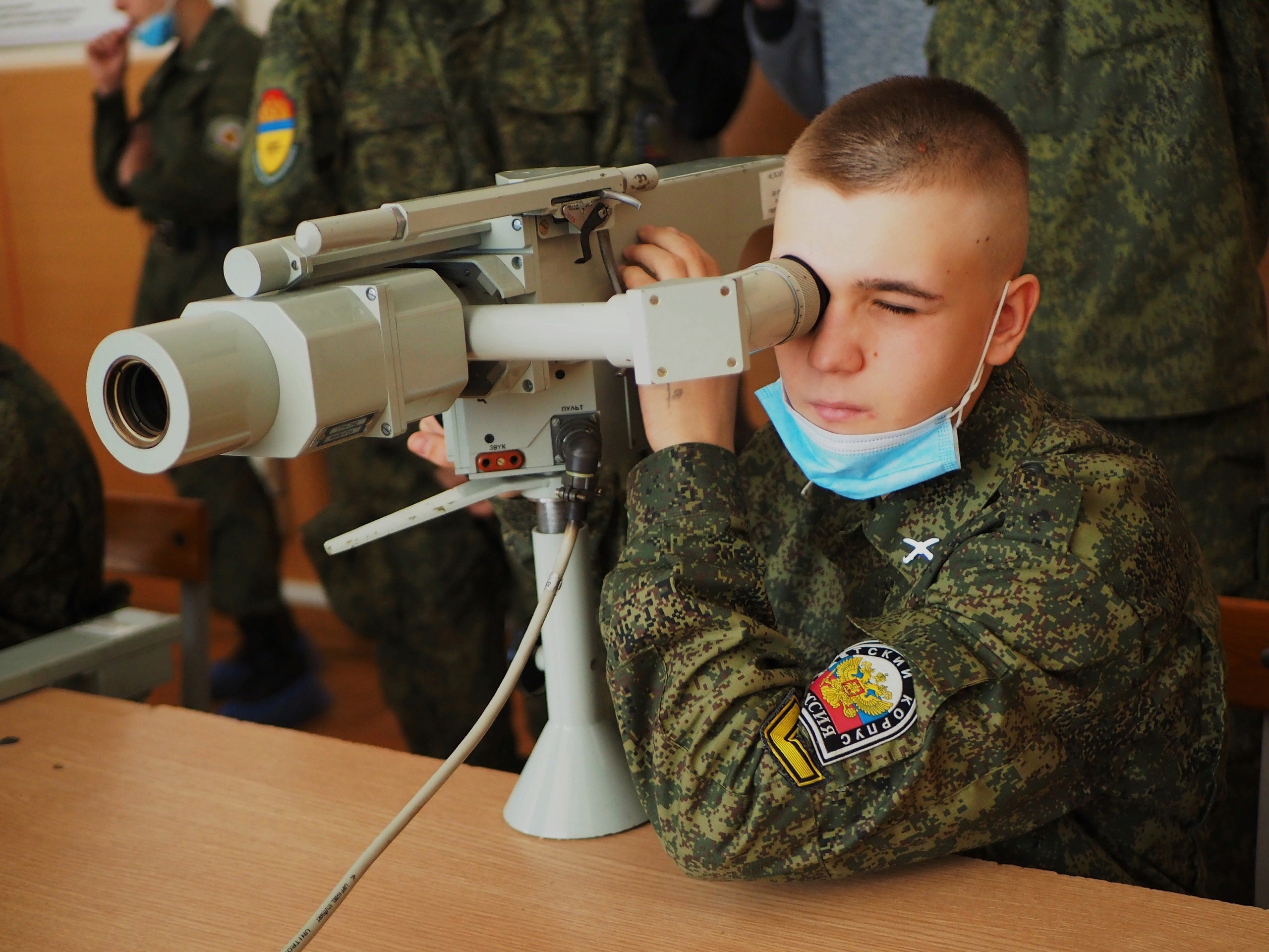 Казачата Второго отдела обучаются основам военной службы