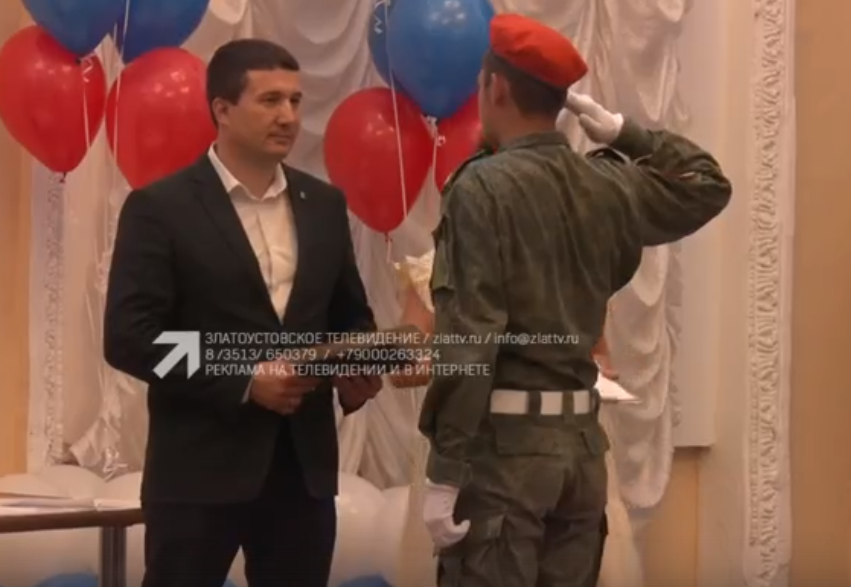 Видео: репортаж о выпускном бале кадет Казачьего кадетского корпуса Златоустовского индустриального колледжа имени П.П. Аносова