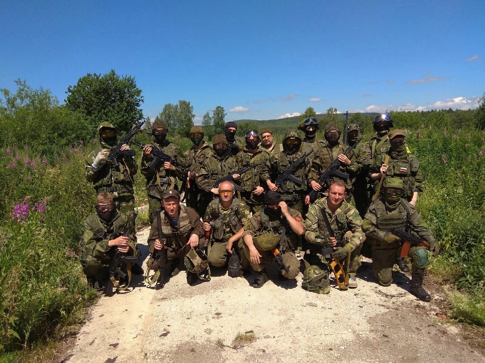 В Златоусте прошли казачьи военно-полевые сборы В Златоусте прошли казачьи военно-полевые сборы