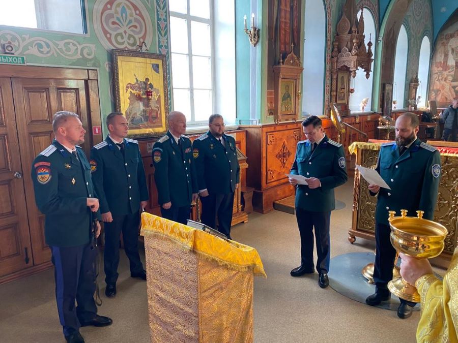 В Челябинске с участием войскового атамана прошел обряд верстания в казачество