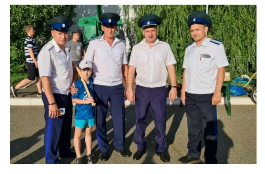 День молодежи в Пригородном отметили казаки Первого отдела Оренбургского казачьего войска День молодежи в Пригородном отметили казаки Первого отдела Оренбургского казачьего войска