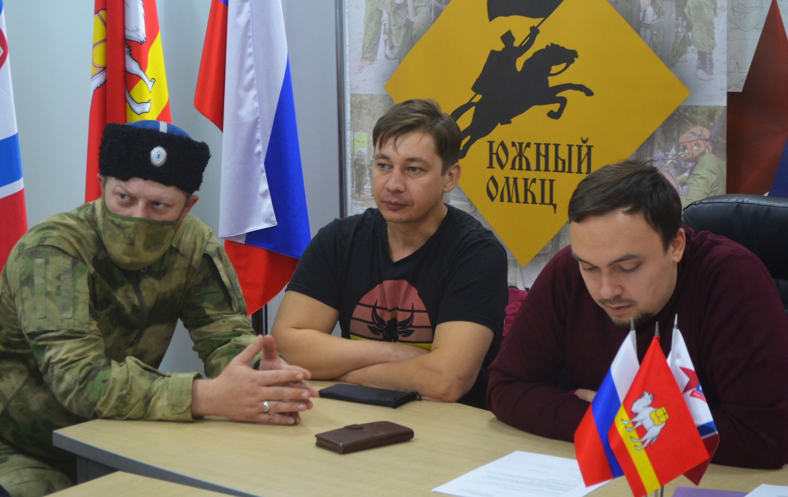 Проходят первые занятия участников Областного молодежного казачьего центра «Южный» после военно-патриотических сборов Проходят первые занятия участников Областного молодежного казачьего центра «Южный» после военно-патриотических сборов