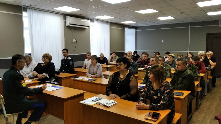 В Оренбурге открылся образовательный форум для наставников казачьих кадетских классов В Оренбурге открылся образовательный форум для наставников казачьих кадетских классов