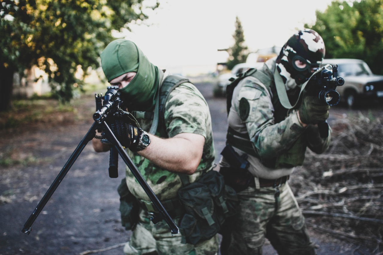 В Магнитогорске казаки и курсанты клубов отработали навыки военной подготовки во время полевого выхода