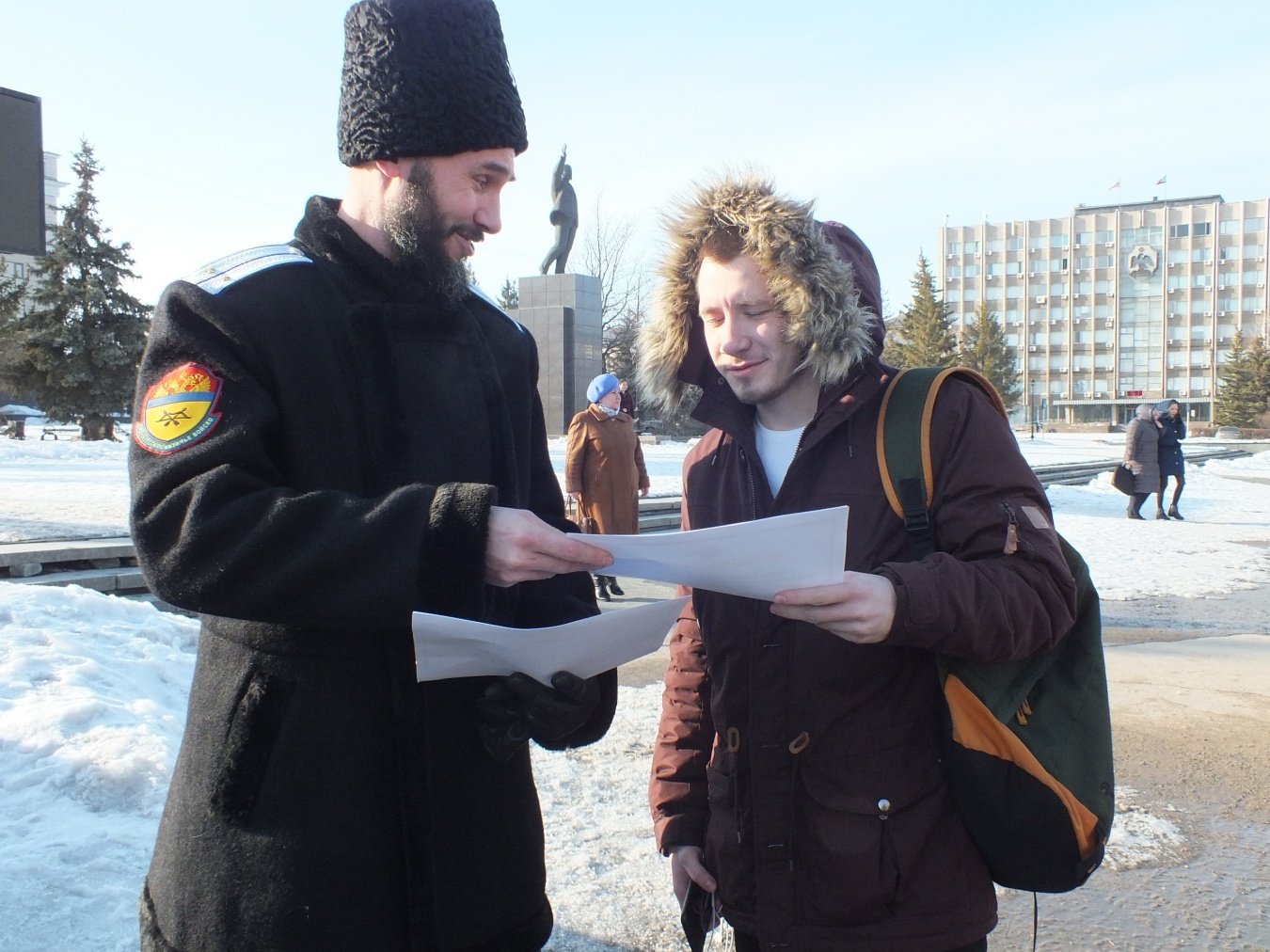 Представитель Оренбургского казачества в г. Орске стал активистом акции «Приглашаем на службу»
